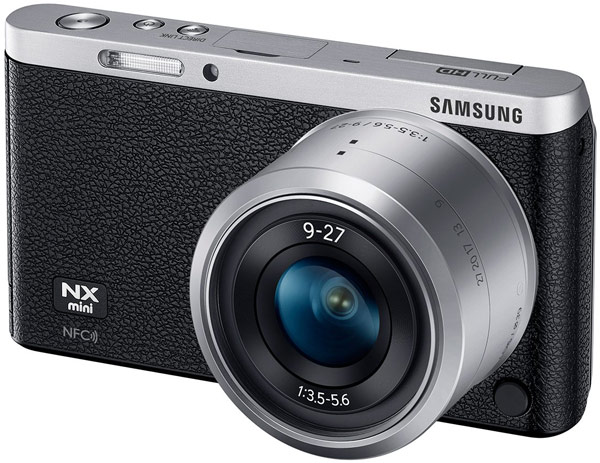 Камера Samsung NX mini размерами 110 x 62 x 23 мм весит 196 г