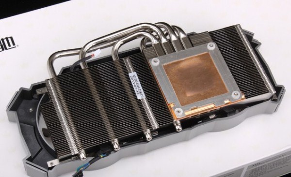 Видеокарта Galaxy GeForce GTX 780 HOF получила белую печатную плату с танталовыми конденсаторами Galaxy GeForce GTX 780 HOF