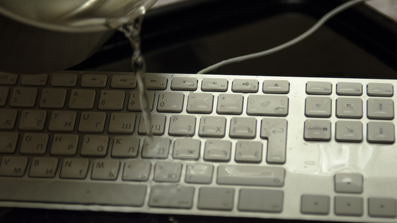 Восстановить Apple keyboard aluminium после попадания жидкости Восстановить Apple keyboard aluminium после попадания жидкости