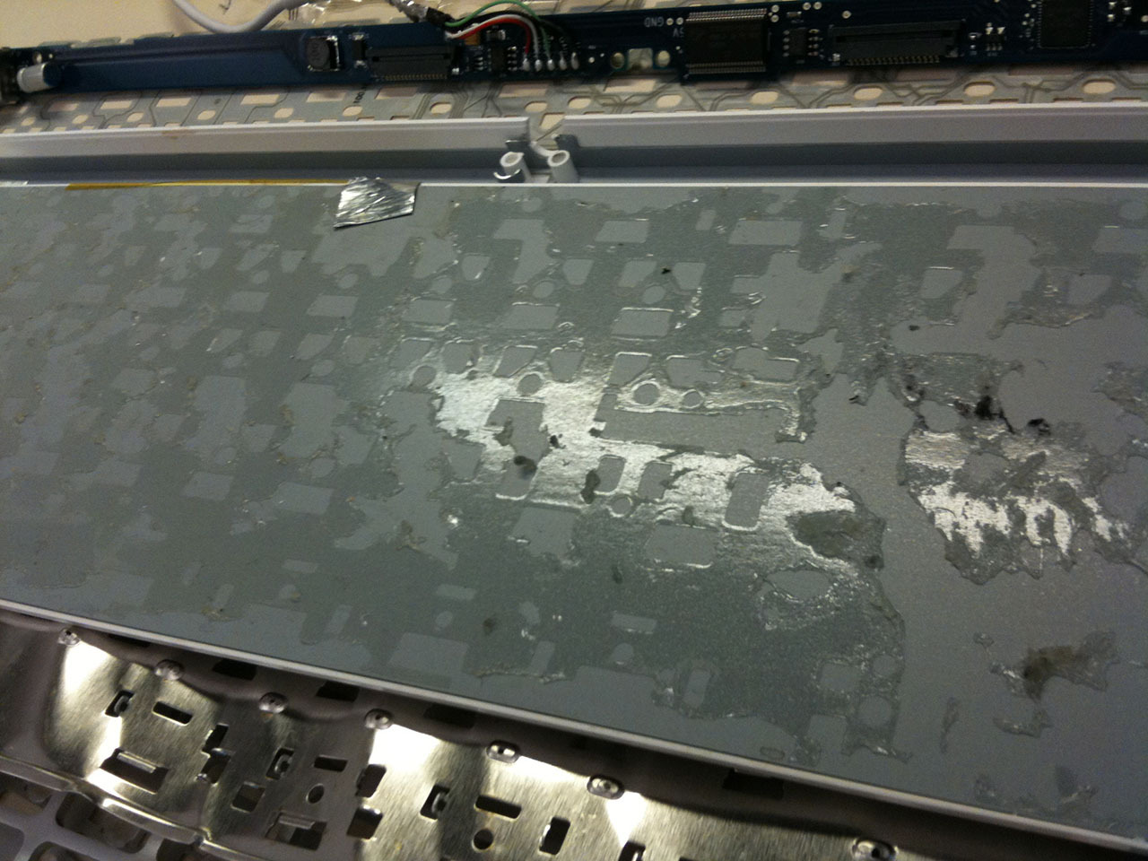 Восстановить Apple keyboard aluminium после попадания жидкости