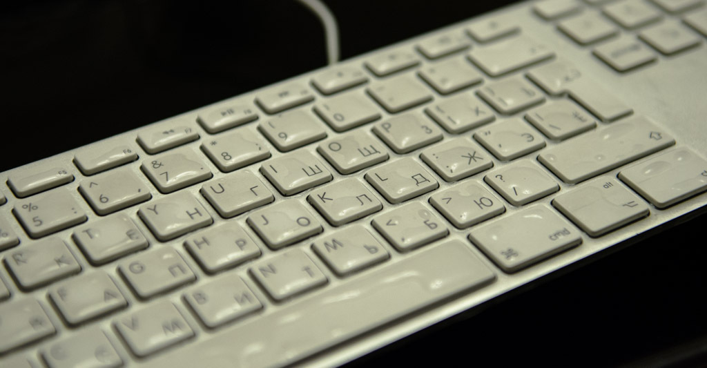 Восстановить Apple keyboard aluminium после попадания жидкости