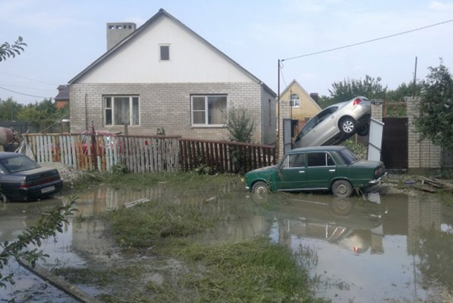 Восстановление связи после наводнения в Крымске