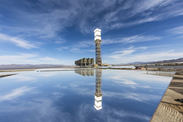 Завершено строительство самой большой в мире термальной солнечной электростанции