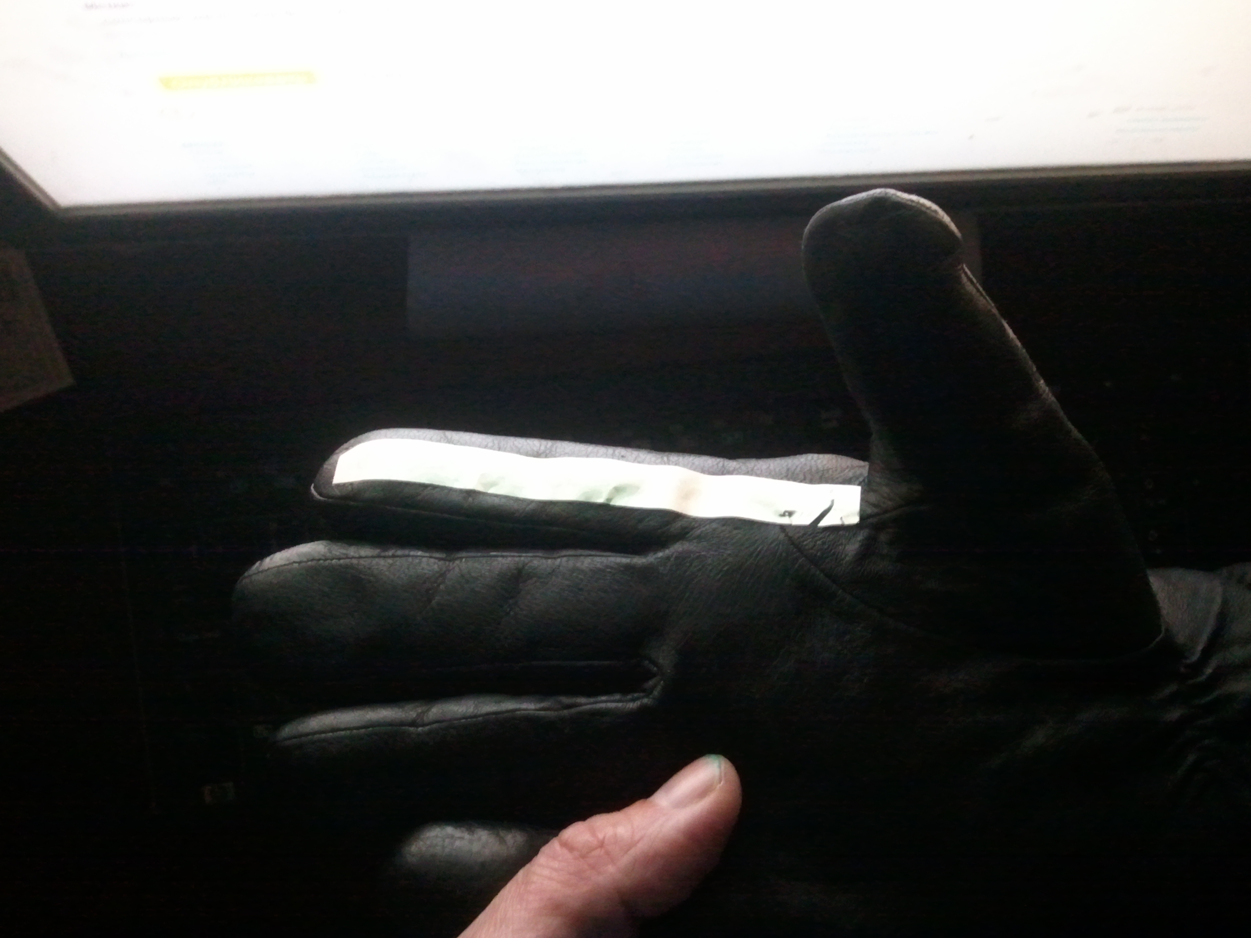 Зима, смартфон и перчатки, или готовь палец летом…