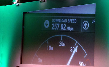 Сотовый оператор «Мегафон» первым в России запускает в коммерческую эксплуатацию сеть LTE-Advanced (Cat 6)