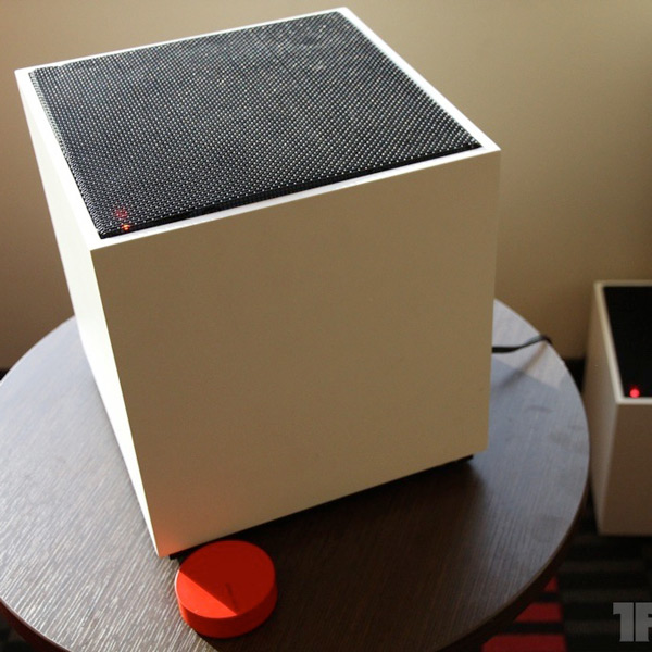«Облачная» акустическая система Teenage Engineering OD-11 Cloud Speaker оснащена беспроводными интерфейсами