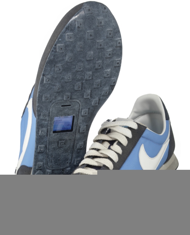 «Шпионская обувь» от О2 предназначена не только для ходьбы «Шпионская обувь» от О2 предназначена не только для ходьбы