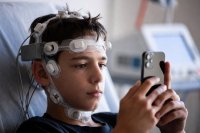 ИИ и ЭЭГ помогли выявить интернет-зависимость с точностью 86%