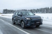 Стартовали продажи российского гибридного кроссовера Evolute i-Space с полным приводом