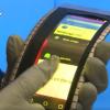 На выставке в Китае показали прототип гибкого смартфона с экраном OLED на основе графена
