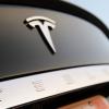 Владелец автомобиля Tesla Model S погиб, положившись на автопилот машины
