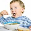 Ученые заявили, что дети должны есть только свежую пищу