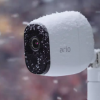 Камера наблюдения Netgear Arlo Pro способна распознавать объекты и выступать в роли сирены