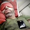 Ученые рассказали, почему лучше не спать с включенным мобильником