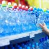 Воду из пластиковых бутылок нельзя пить