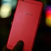 Фото дня: красный смартфон Oppo R9S