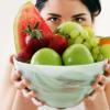 Люди,которые едят много фруктов живут дольше