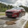 Ford учит автомобили предупреждать водителей о ямах на дороге