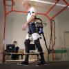 Для пожилых создали экзоскелет, который поможет им увереннее ходить