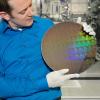 Компания IBM представила первый в мире 5-нанометровый чип