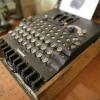 Криптограф купил на барахолке «печатную машинку» за €100 — это оказалась знаменитая «Энигма I»