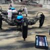 С паукообразным роботом MekaMon можно играть, используя дополненную реальность