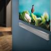 Звуковая панель Samsung NW700 Soundbar Sound+ толщиной 53,5 мм предусматривает крепление на стену