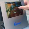 Созданный Visionox дисплей OLED размером 7,2 дюйма выдерживает 200 000 сгибаний-разгибаний