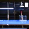Суперпокрытие позволяет печатать жидкие трехмерные структуры в других жидкостях