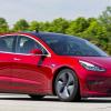 После обновления прошивки Tesla Model 3 тормозит лучше и получает рекомендацию Consumer Reports