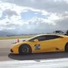 Lamborghini Huracan установил рекорд скорости на отрезке в полмили: видео