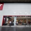 После сделки с Tesla Шанхай намерен отменить ограничения на инвестиции иностранных компаний
