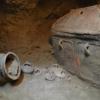 Греческий фермер случайно обнаружил древнюю гробницу