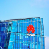 Высшая лига. Huawei впервые заработала более 100 миллиардов долларов за год