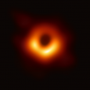 Ученые впервые показали реальное «фото» черной дыры