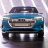 Audi вынуждена сократить производство электрокаров e-tron