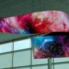 LG установила в аэропорту Инчхона необычную вывеску из панелей OLED