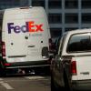Расследование показало, что служба доставки FedEx задержала более 100 отправлений Huawei
