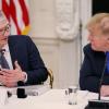 Тим Кук «убедительно доказал» Дональду Трампу, что очередной виток торговой войны негативно повлияет на Apple