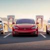 Электромобили Tesla ожидает «железное» обновление. Беспроводная зарядка для смартфонов включена