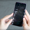 Экраны флагманов Samsung можно заменить за бесценок