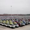 Китай может ослабить меры, призванные стимулировать переход на электромобили, чтобы помочь автопроизводителям