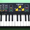 Делаем MIDI-клавиатуру из старого детского синтезатора