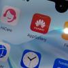 Apple, Google и Huawei могут заставить блокировать «пиратские» приложения для смартфонов в России