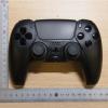 Разобранный контроллер DualSense для PlayStation 5 крупным планом