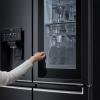Новые холодильники LG можно будет открыть голосом