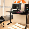 Умный игровой стол, который сам отрегулирует высоту, опираясь на привычки пользователя. Представлен Thermaltake Toughdesk 350 Smart Gaming Desk