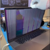 Фиолетовые вертикальные линии: экраны MacBook Pro выходят из строя из-за пыли
